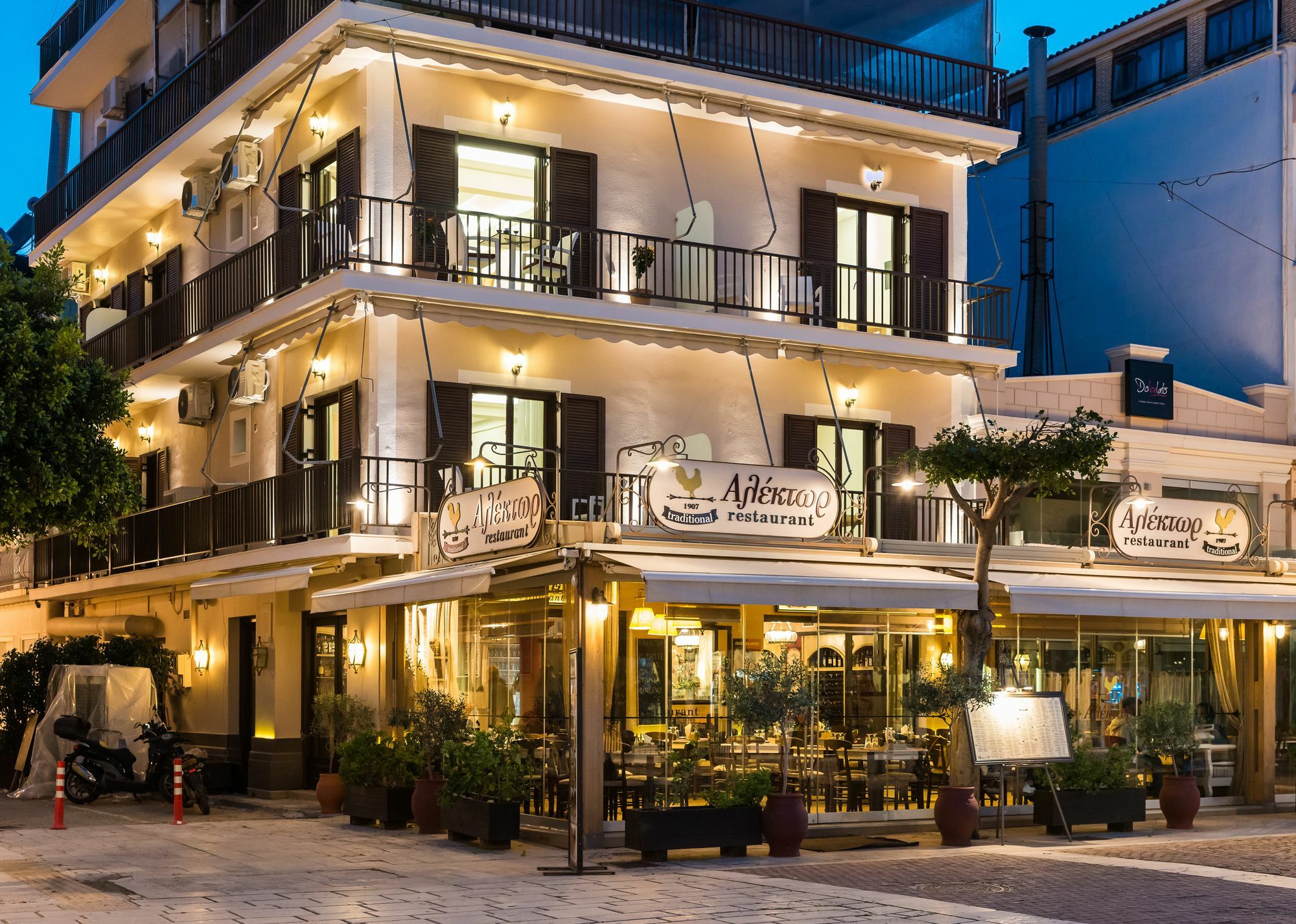 Alektor Studios & Apartments Zakynthos Town Exterior photo